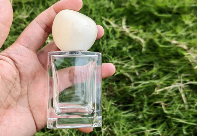 Round Cap Perfume Bottle